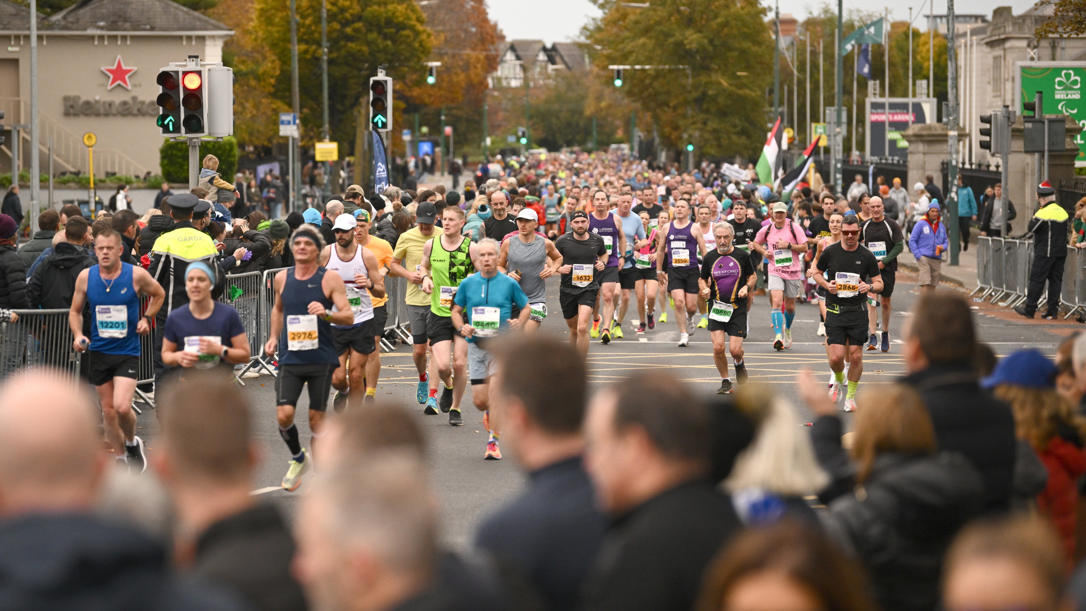 Runners in the street at Dublin life marathon 2025